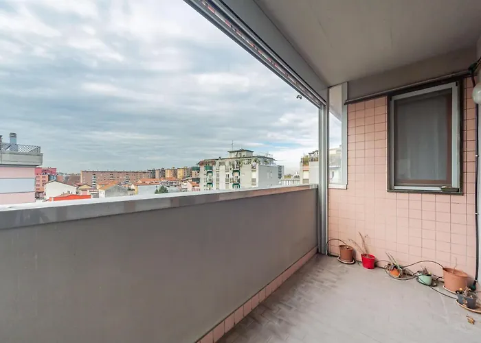 Cozy - Private Parking & Terrace 밀라노