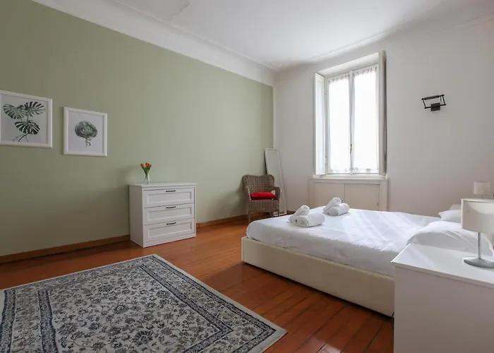 With Balcony - 50 M Far From Pagano M1 Apartmán *