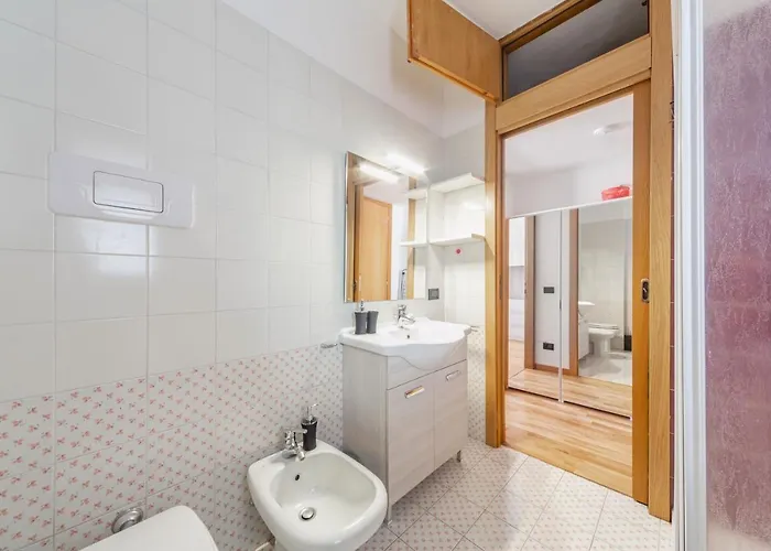 Cozy - Private Parking & Terrace 아파트 밀라노