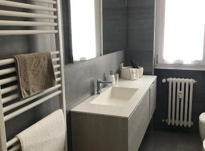 Morivione - Bocconi Free Parking Apartment