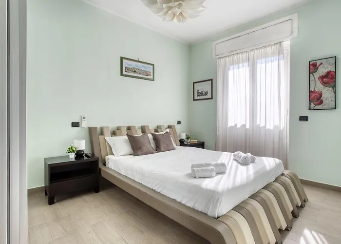 Apartman Joivy Delightful Flat With Balcony *