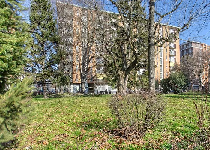 Joivy Delightful Flat With Balcony Milánó