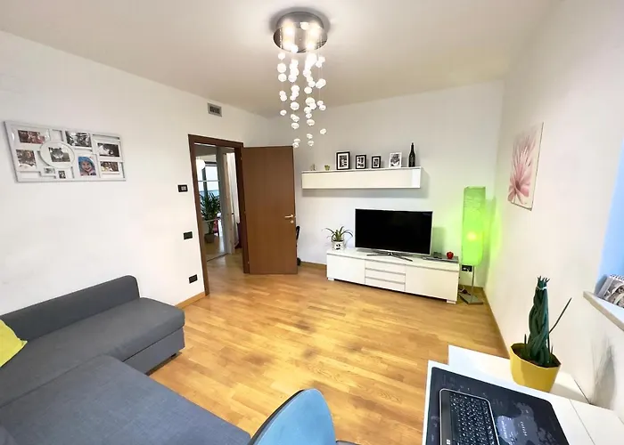 Апартаменты Sulla Metro 3 Gialla Maciachini *