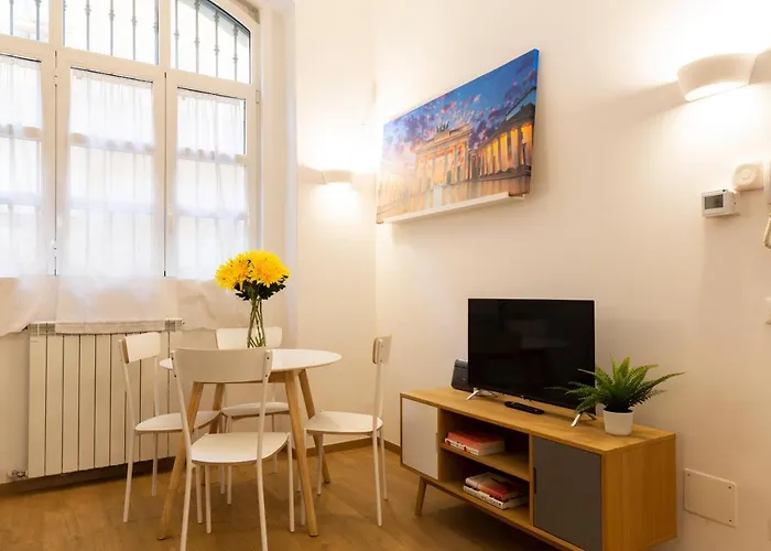 Voghera Fashion District * 米兰