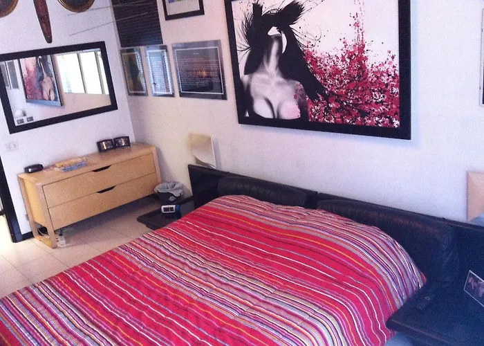 Two Beds In The Green Near The Fair Bed & Breakfast Milano