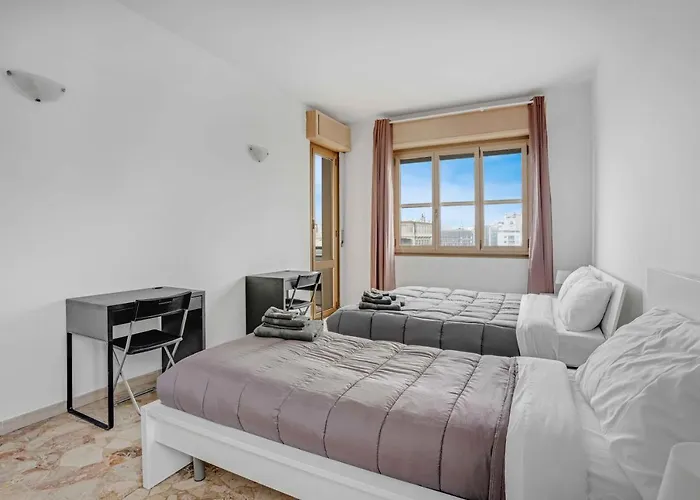 Cav9 - Large With Panoramic View - Lägenhet