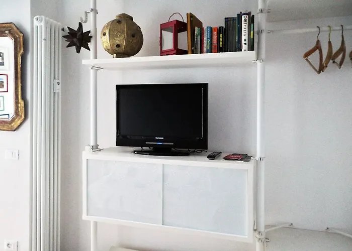 Up To Seven Bed & Breakfast 4*