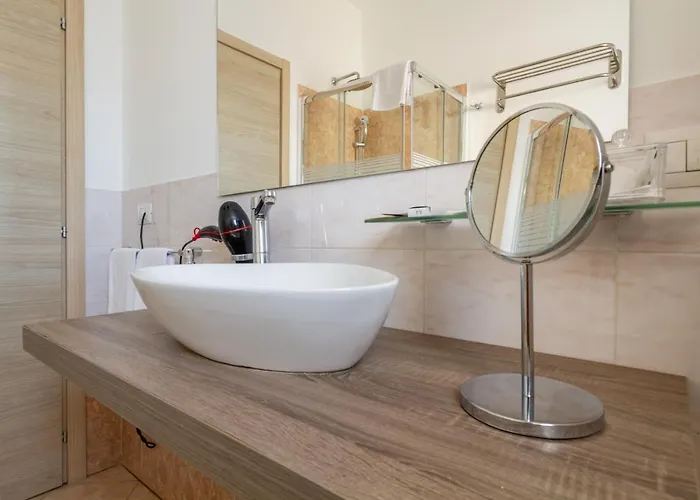 Flowers 3* מילאנו