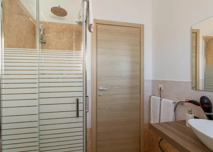 בית הארחה Flowers 3*