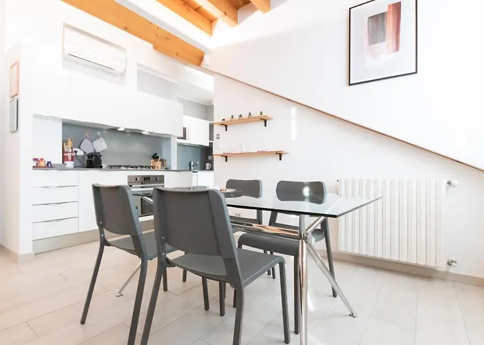 Mansarda Cola Milano