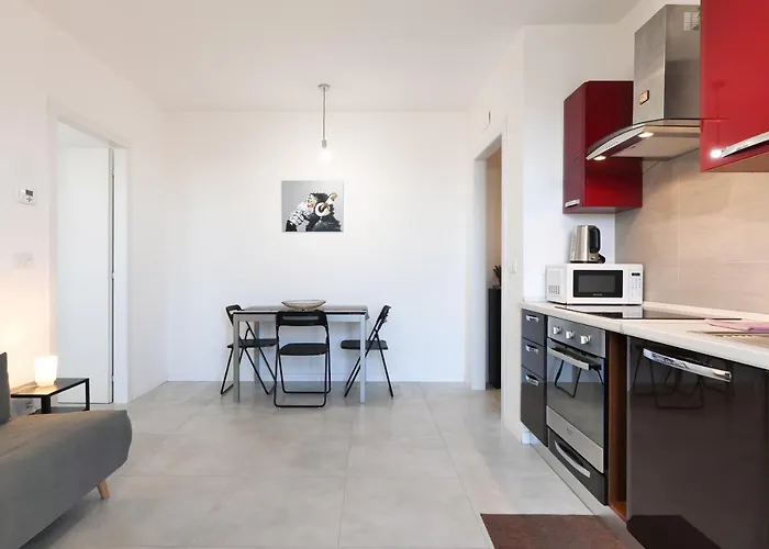 Apartment Primopiano - Caduti Missione *