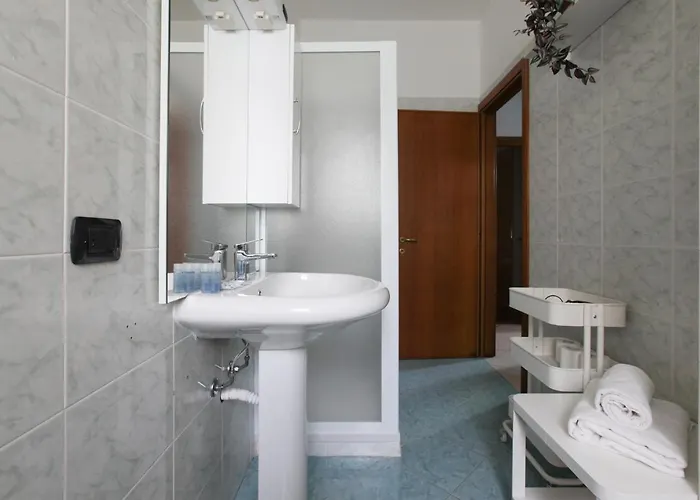 דירה Guesthost - San Siro Stadium Garden Flat