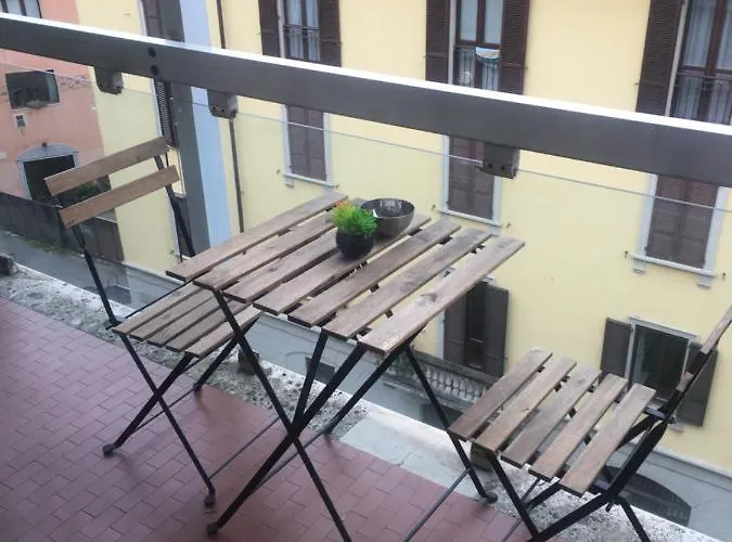 Morivione - Bocconi Free Parking * Mailand