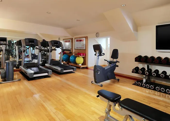 Sheraton Diana Majestic Hotel 4*