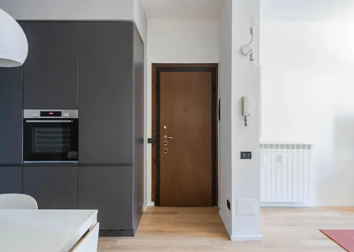 Easylife - - Gaetana Agnesi 18 - Porta Romana *