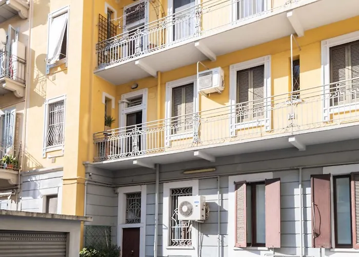 Apartment Easylife - - Vitruvio 11 - Porta Venezia Milan