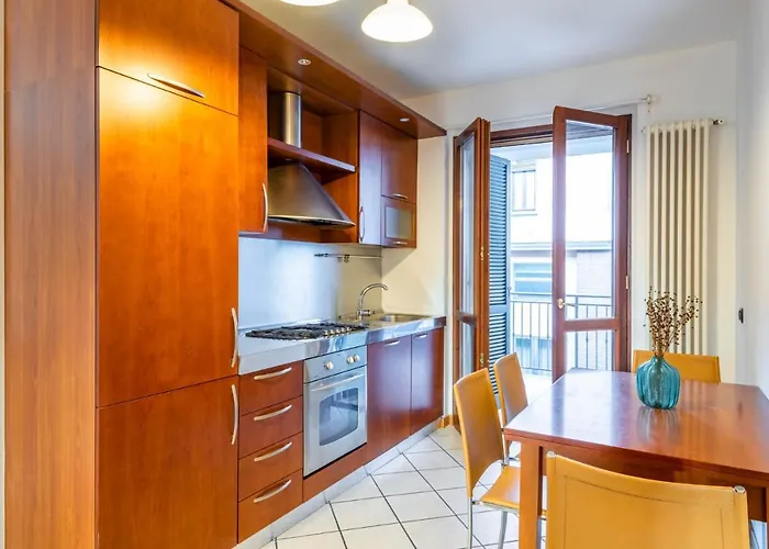 Easylife - - Lunigiana 10 - *