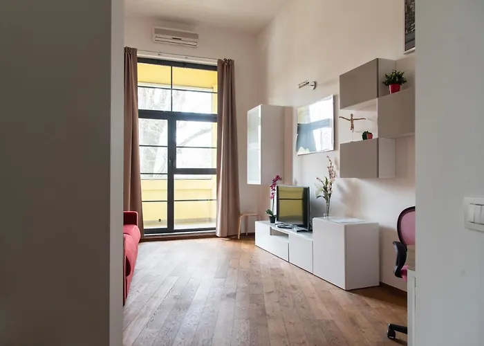 Youhosty - Caviglia 5