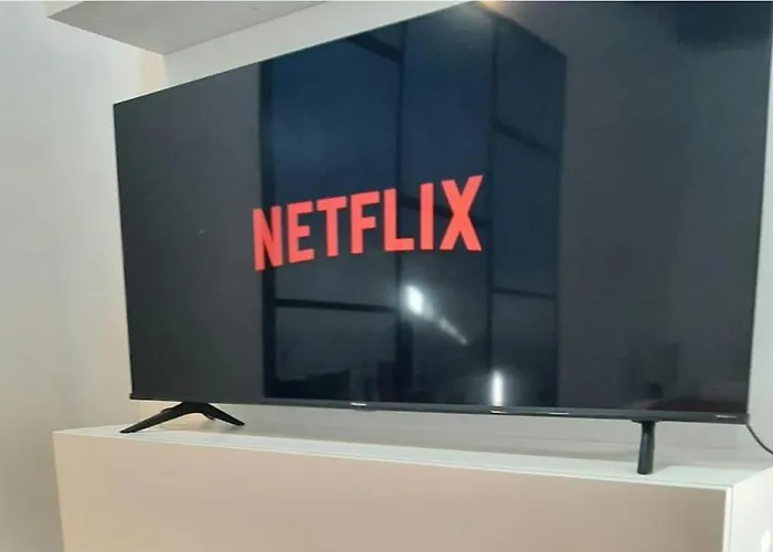 Il Rifugio Sui Navigli Con Garage Privato Gratuito Aria Condizionata & Wi-fi *