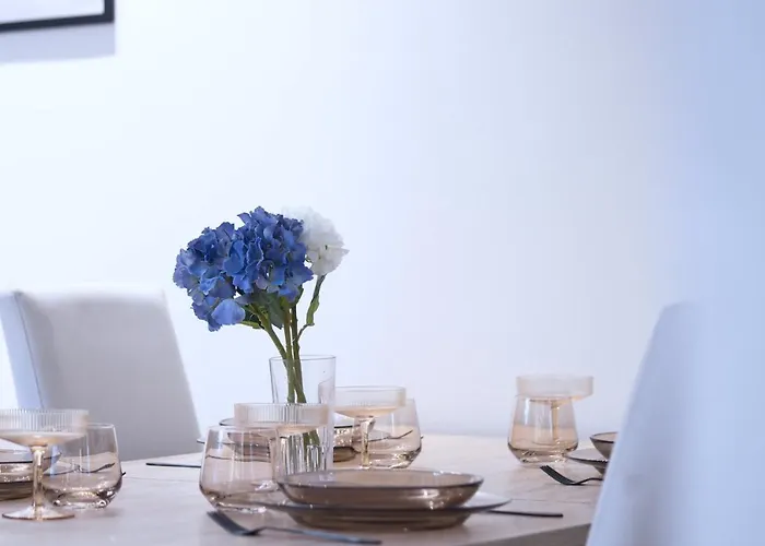 Hostmate - - Farini - Isola * Milano