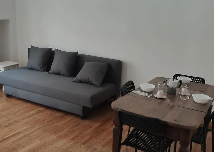 Incantevole Via Molino Delle Armi *