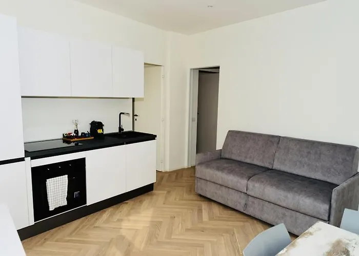 Sky View -porta Nuova- 7 Con Terrazzo ميلان