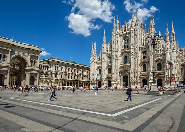 ***** Luxury Fiera & San Siro Stadium Mm1