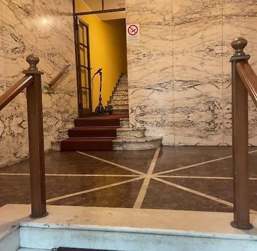 New Luxury Stunning Bilo In The Heart Of Moscova Apartmán *