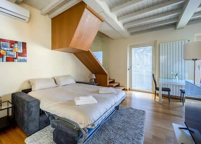 Apartment Napoleone's Nest - Elegant And Mailand