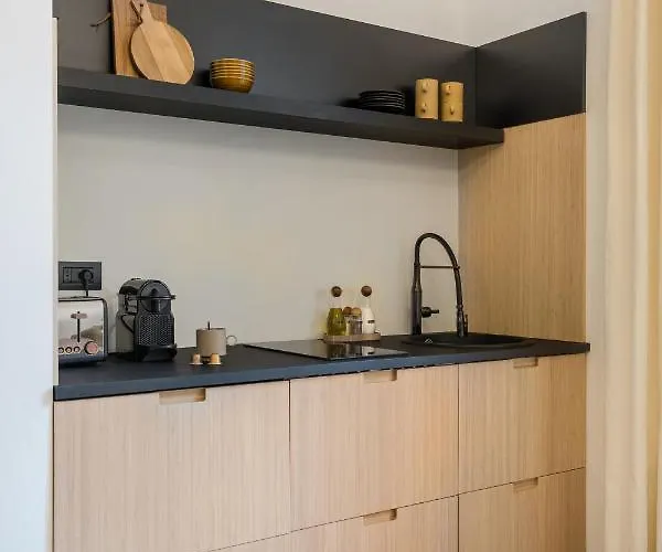 Casa Unica - Elegant With Balcony - Centrale 1 דירה מילאנו