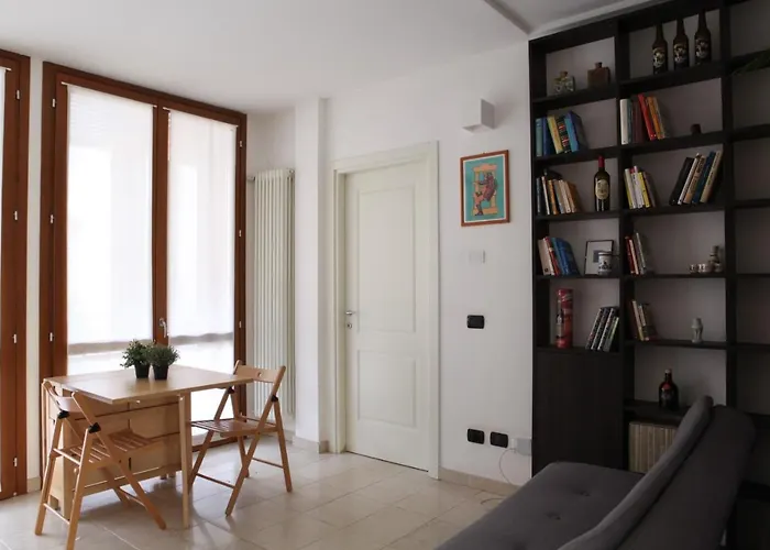 Terrace Close To Metro Station *