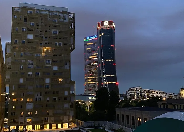 Apartment Bnbutler - Flavio Gioia, 5 - Con Vista, Citylife Milan