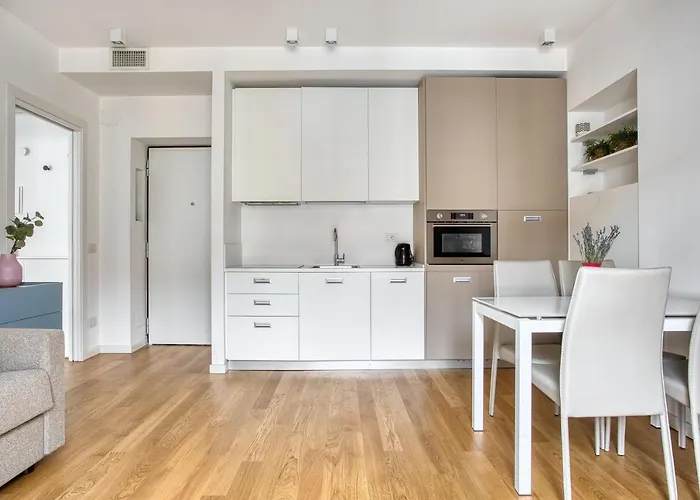 Joivy Fantastic Flat Near Center