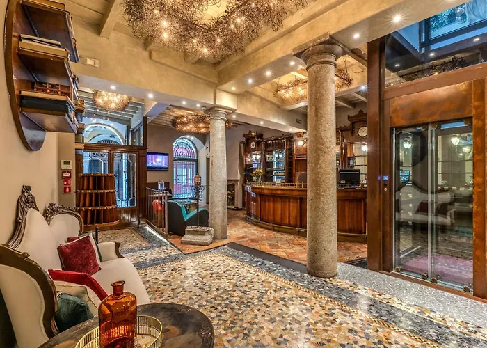 Santa Marta Отель Милан