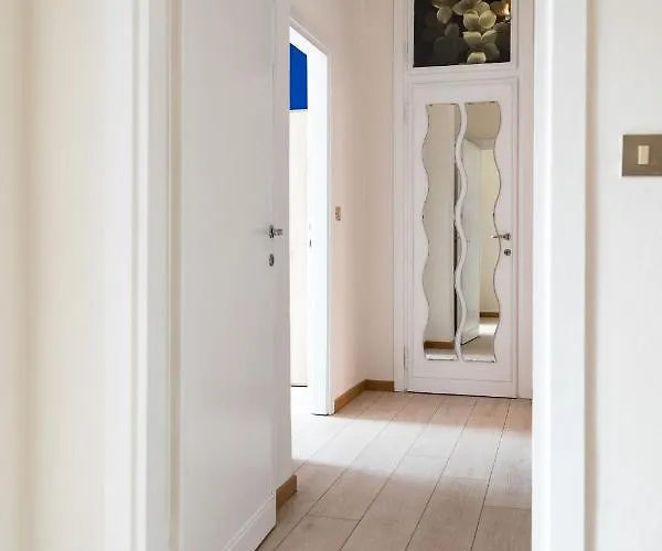 Accomodo - Mit12 Trivano Linate Lägenhet *