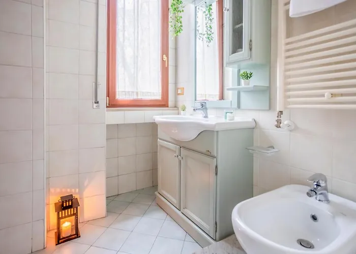 A 10 Min Dal Duomo - Trilocale Moderno Con 3 Letti E 2 Bagni In Citta Studi Апартаменты Милан