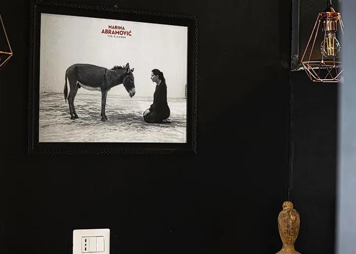 Hostmate - - Sammartini's Cave- Μιλάνο