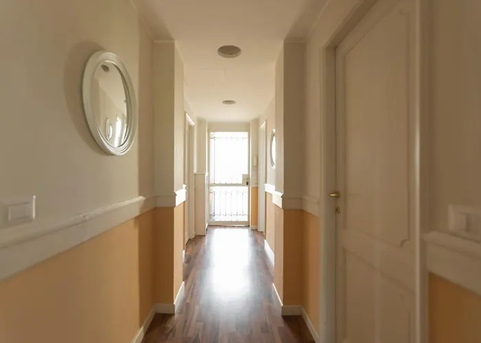 Montenapoleone - Sant Andrea Charme Penthouse Διαμέρισμα Μιλάνο