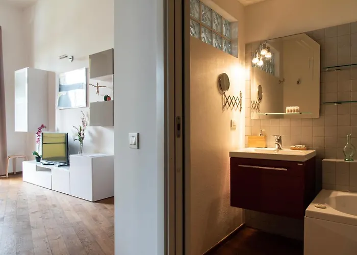 Youhosty - Caviglia 5 * Milano