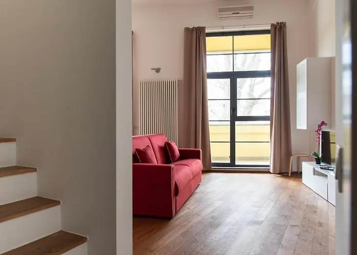 Youhosty - Caviglia 5 *