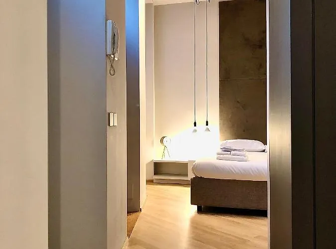 Fifty Eight Cerva Апартаменты