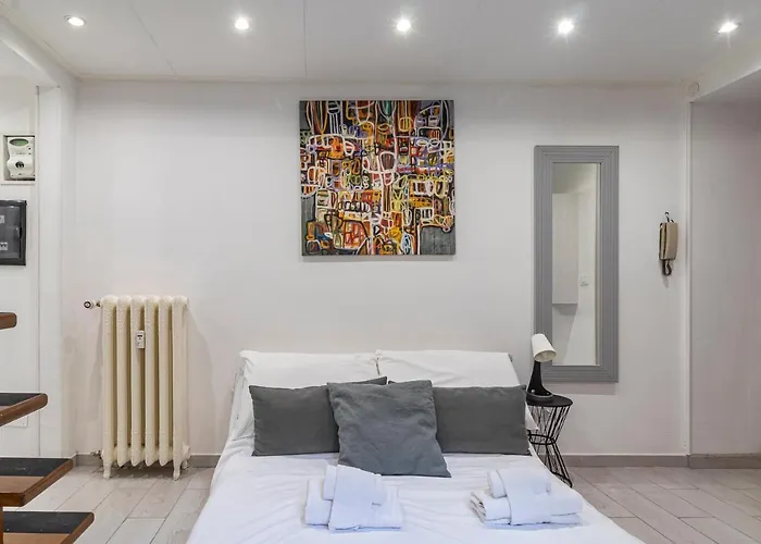 I Host - Londonio 19 * Μιλάνο