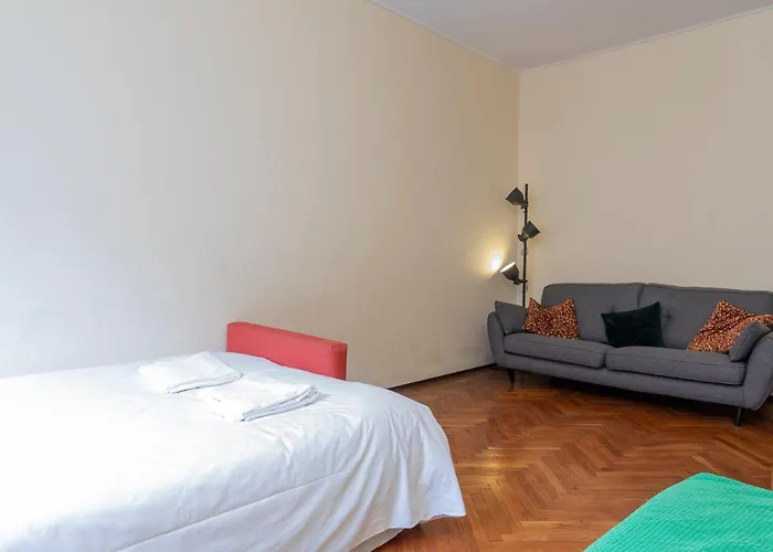 Renovated Close To Station Ponte Seveso 42 Apartament *