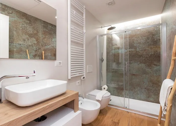 Center - Porta Romana Apartamento *