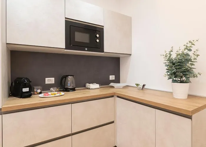 Center - Porta Romana Apartamento