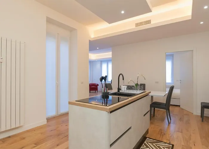 Center - Porta Romana Apartamento