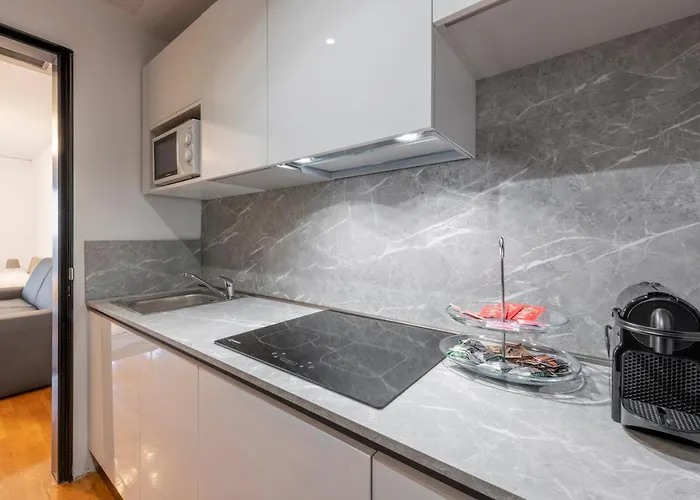 ミラン ロイヤル スイーツ セントロ ドゥオーモ ミラノ