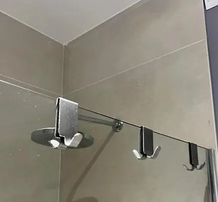 The Small White House In * Milán