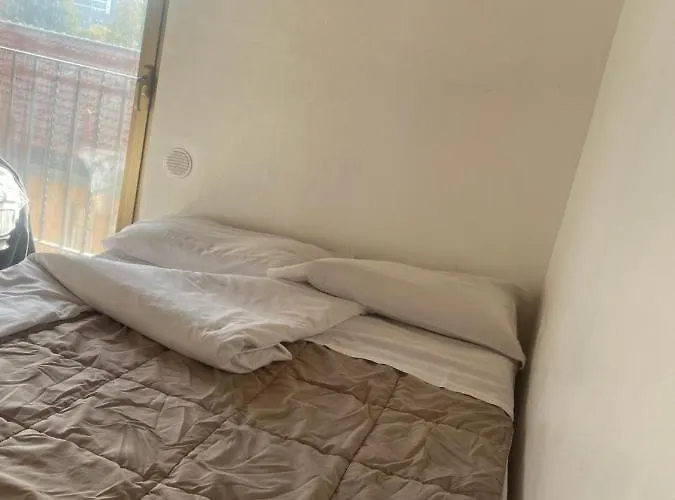 Mrhostel