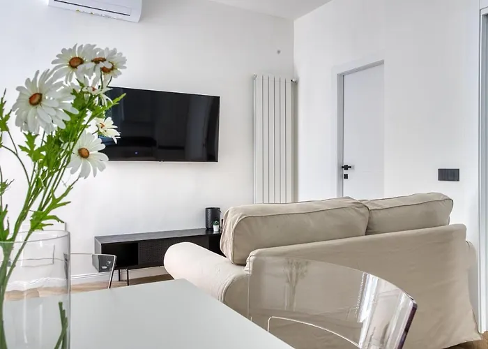 Apartmán Joivy Stunning Flat With Balcony Milán